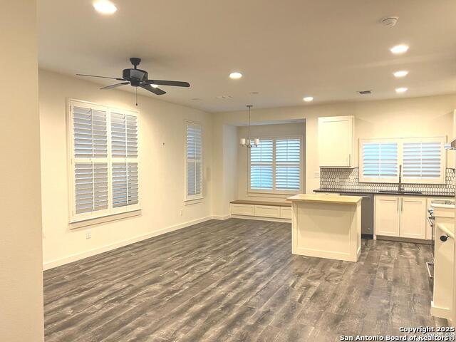 Image 4 of 21 For 1145 Academy N # 2