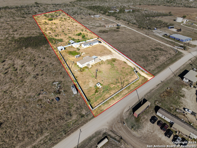 Listing photo id 0 for 664 County Road 483