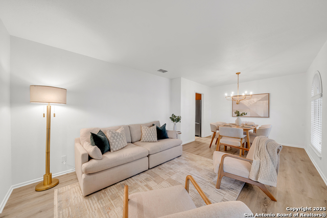 Image 6 of 31 For 9114 George Kyle