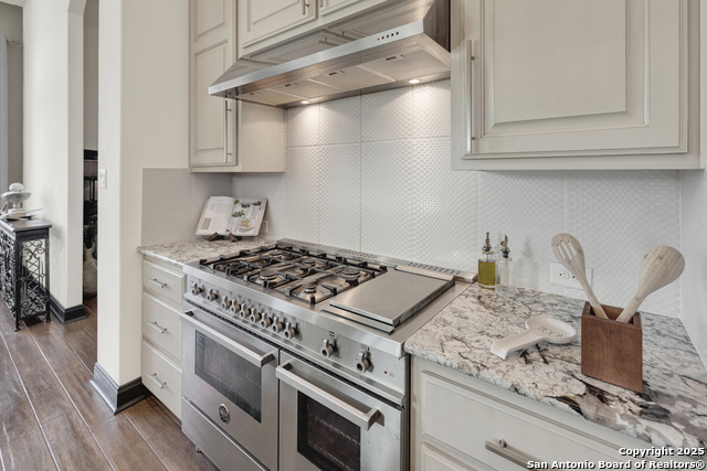 Image 13 of 50 For 1931 Rothschild