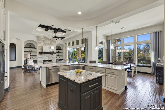 Image 14 of 50 For 1931 Rothschild