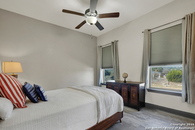 Image 21 of 50 For 1931 Rothschild