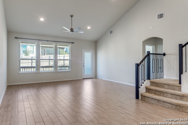 Image 4 of 12 For 27226 Salt St