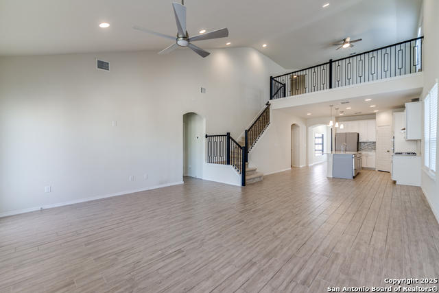 Image 5 of 12 For 27226 Salt St