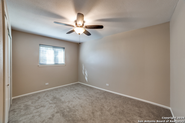 Image 11 of 16 For 7447 Horse Tail Dr.