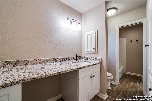 Image 12 of 16 For 7447 Horse Tail Dr.