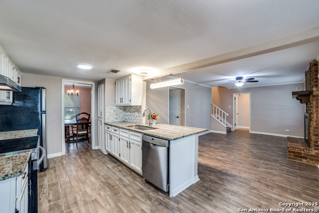 Image 7 of 16 For 7447 Horse Tail Dr.