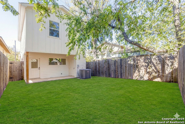 Image 24 of 26 For 811 Nevada  # 2