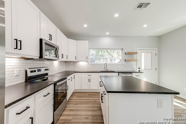 Image 9 of 26 For 811 Nevada  # 2