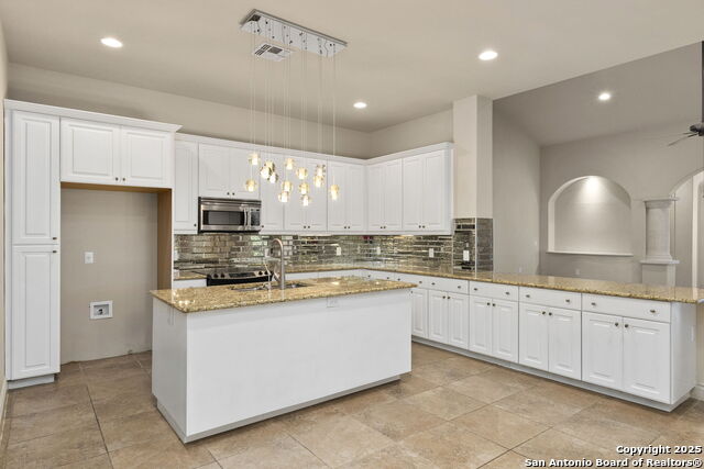 Image 11 of 52 For 6710 Ghia Lane