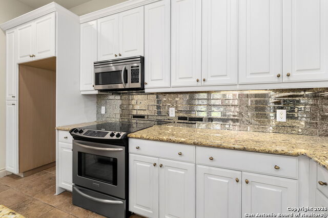 Image 13 of 52 For 6710 Ghia Lane