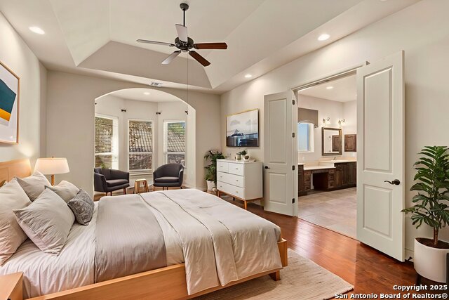 Image 21 of 52 For 6710 Ghia Lane