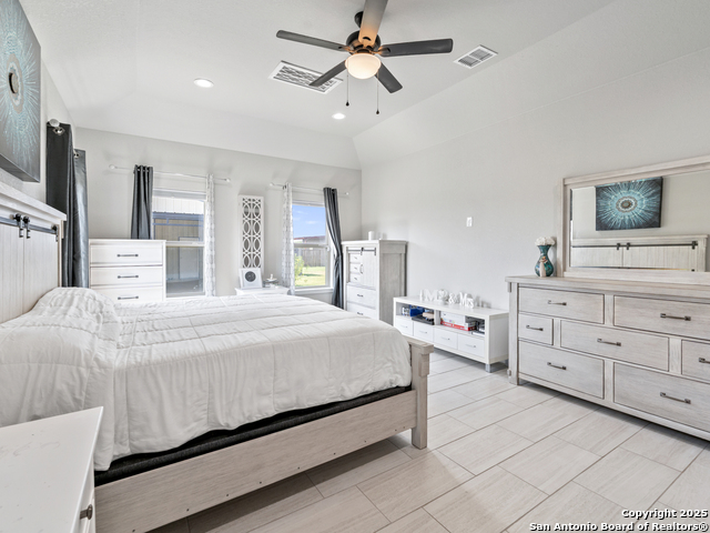 Image 31 of 49 For 132 Medium Meadow