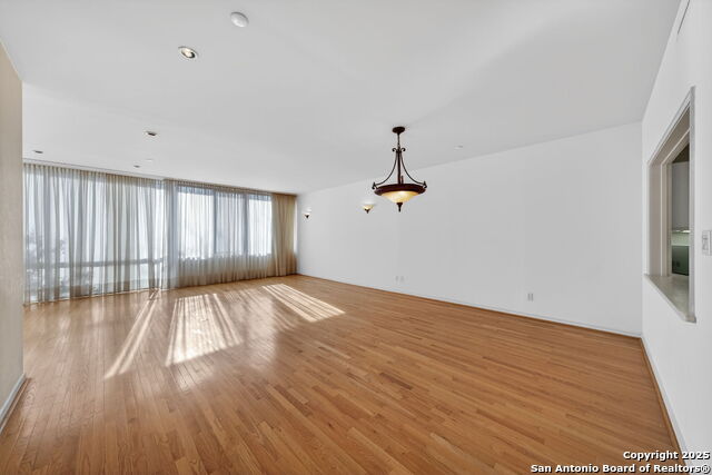 Image 15 of 35 For 200 Patterson  Apt 210