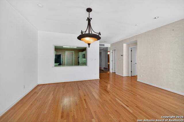 Image 16 of 35 For 200 Patterson  Apt 210