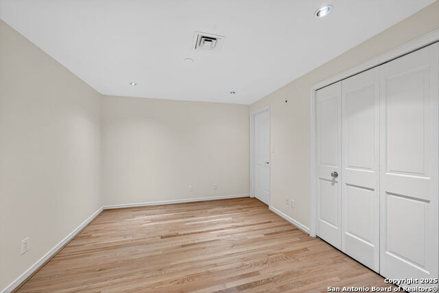 Image 17 of 35 For 200 Patterson  Apt 210