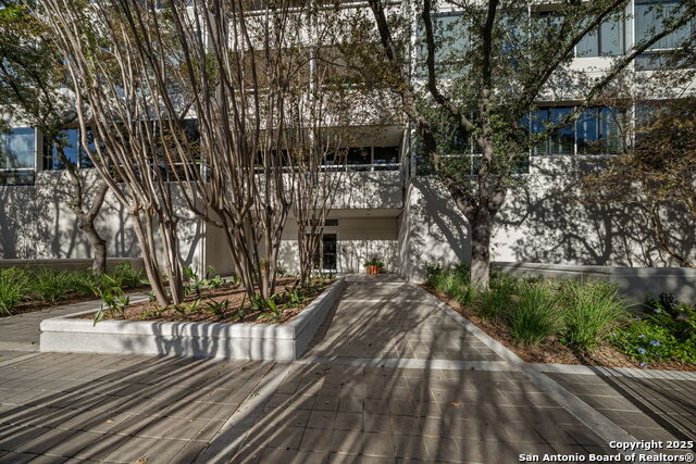 Image 31 of 35 For 200 Patterson  Apt 210