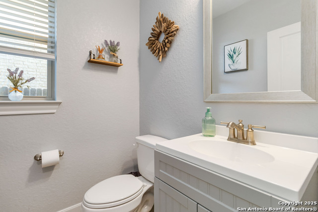 Image 20 of 44 For 12336 Saddle Up Dr