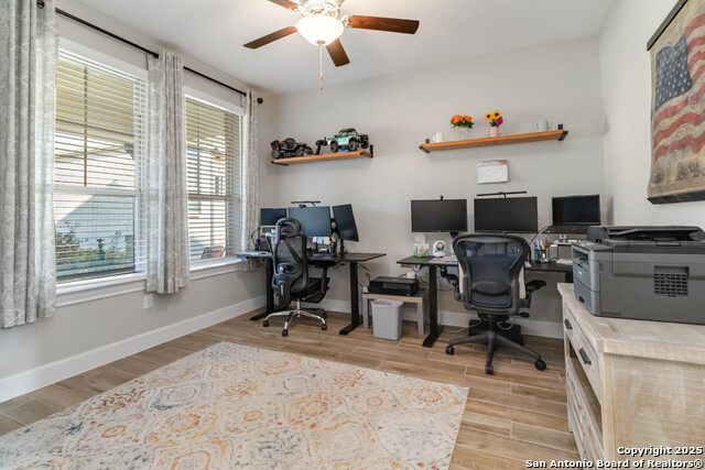 Image 7 of 44 For 12336 Saddle Up Dr