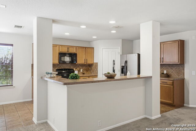 Image 15 of 36 For 5457 Storm King