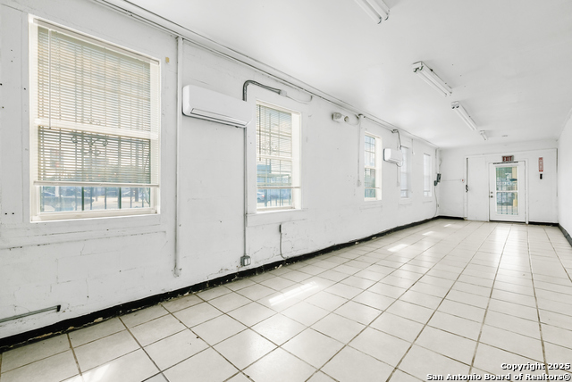 Image 14 of 32 For 3016 Presa S