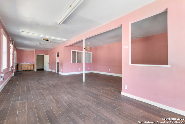 Image 6 of 32 For 3016 Presa S