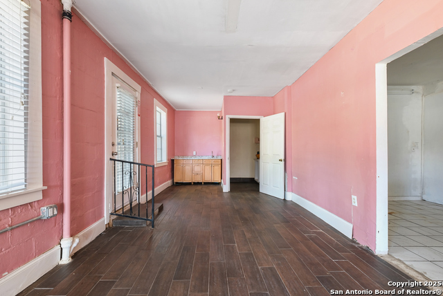 Image 8 of 32 For 3016 Presa S