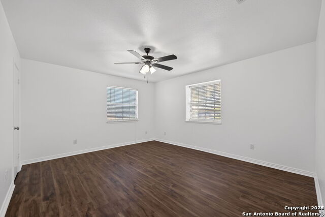 Image 13 of 21 For 3515 Ridge Knoll St