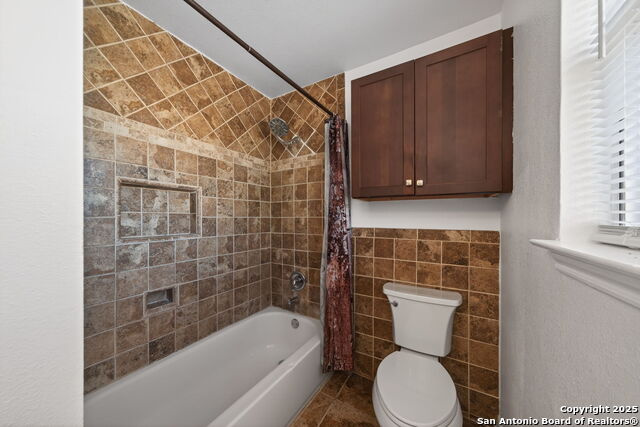 Image 15 of 21 For 3515 Ridge Knoll St