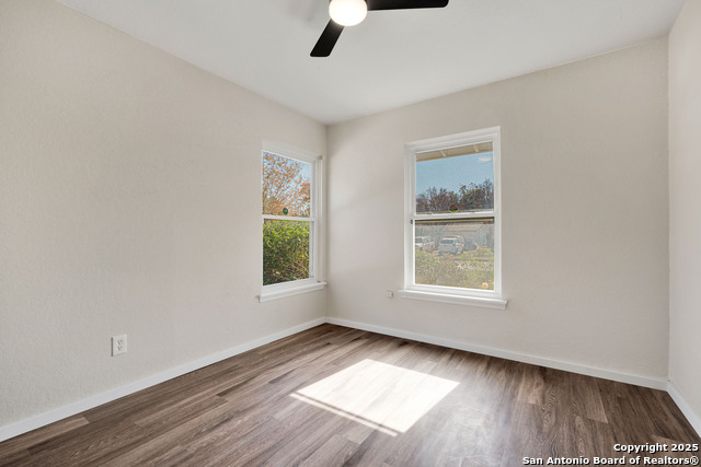 Image 15 of 21 For 3615 Electra