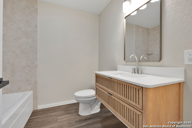 Image 18 of 21 For 3615 Electra