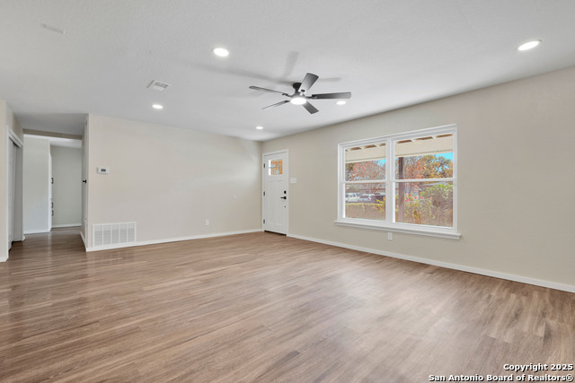 Image 5 of 21 For 3615 Electra