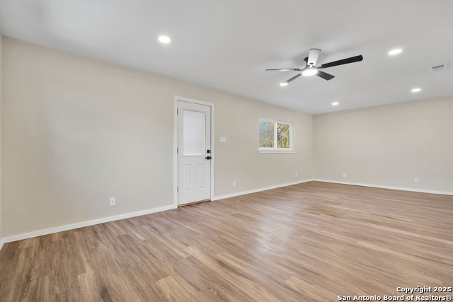 Image 8 of 21 For 3615 Electra