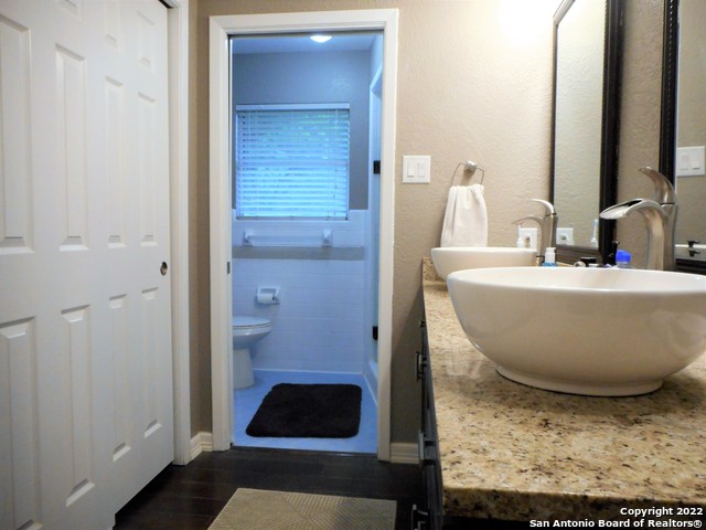 Image 11 of 17 For 3715 Twisted Oaks Dr