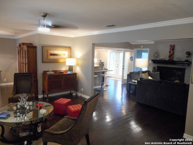 Image 6 of 17 For 3715 Twisted Oaks Dr