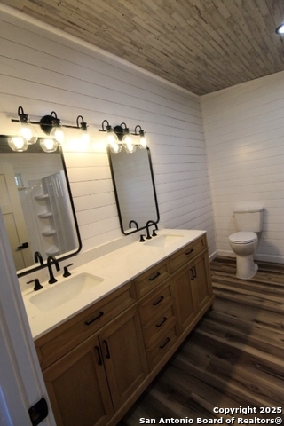 Image 15 of 39 For 403 Private Road 1523