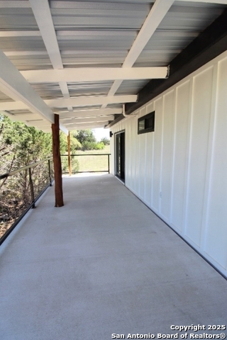 Image 26 of 39 For 403 Private Road 1523