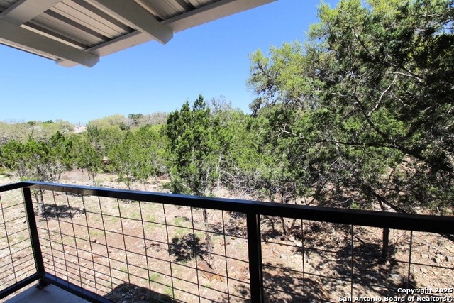 Image 27 of 39 For 403 Private Road 1523