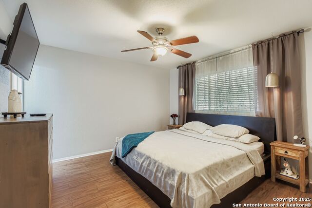 Image 4 of 29 For 9411 Cliff Way