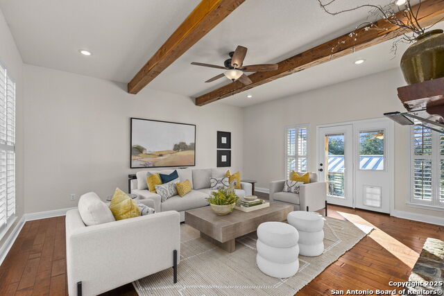 Listing photo id 8 for 1041 Homestead Ridge