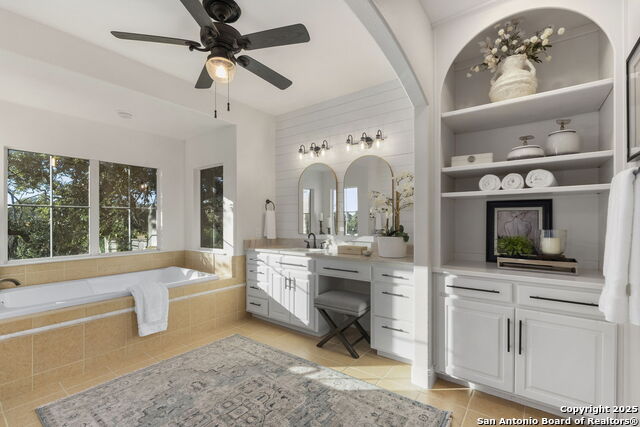 Listing photo id 17 for 1041 Homestead Ridge