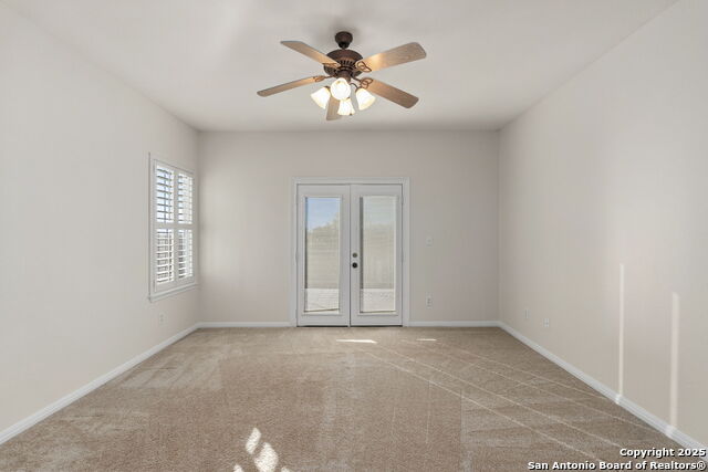 Listing photo id 20 for 1041 Homestead Ridge