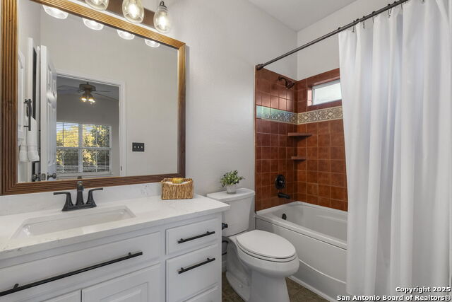 Listing photo id 21 for 1041 Homestead Ridge