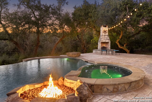 Listing photo id 1 for 1041 Homestead Ridge