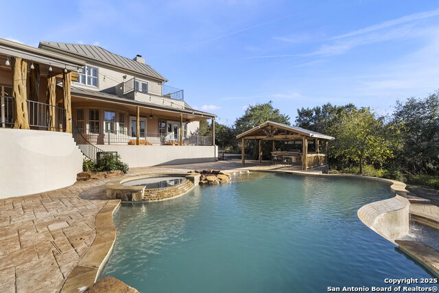 Listing photo id 28 for 1041 Homestead Ridge