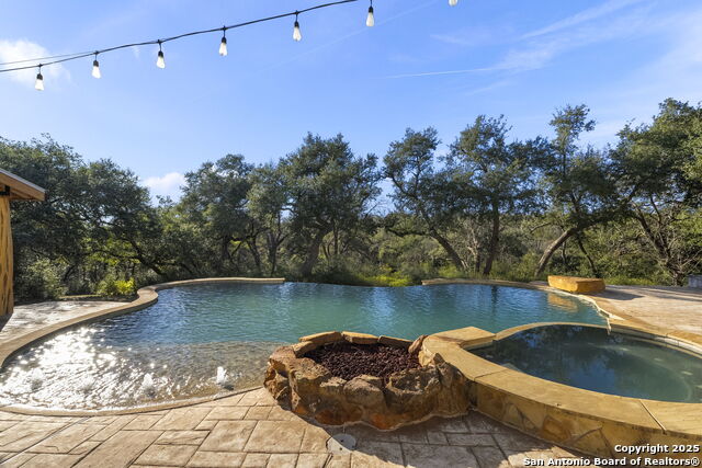 Listing photo id 30 for 1041 Homestead Ridge