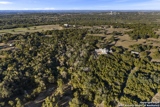 Listing photo id 36 for 1041 Homestead Ridge