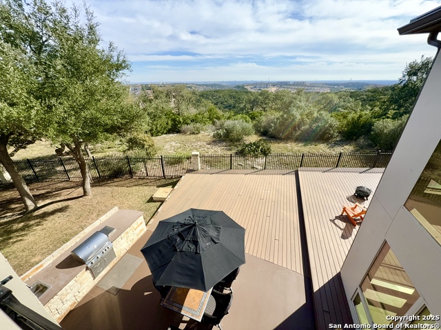 Listing photo id 28 for 19223 Terra Rock