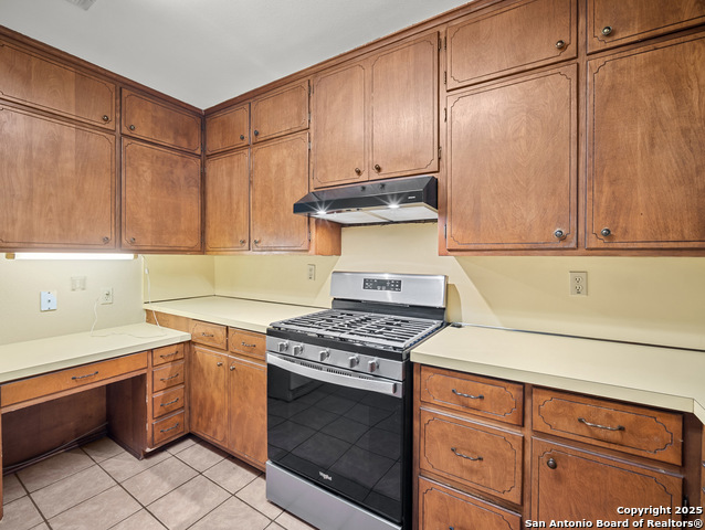 Image 10 of 36 For 612 Bluebonnet St