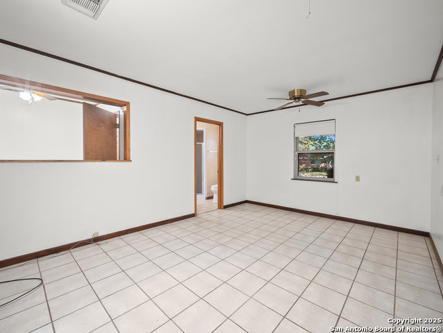 Image 19 of 36 For 612 Bluebonnet St